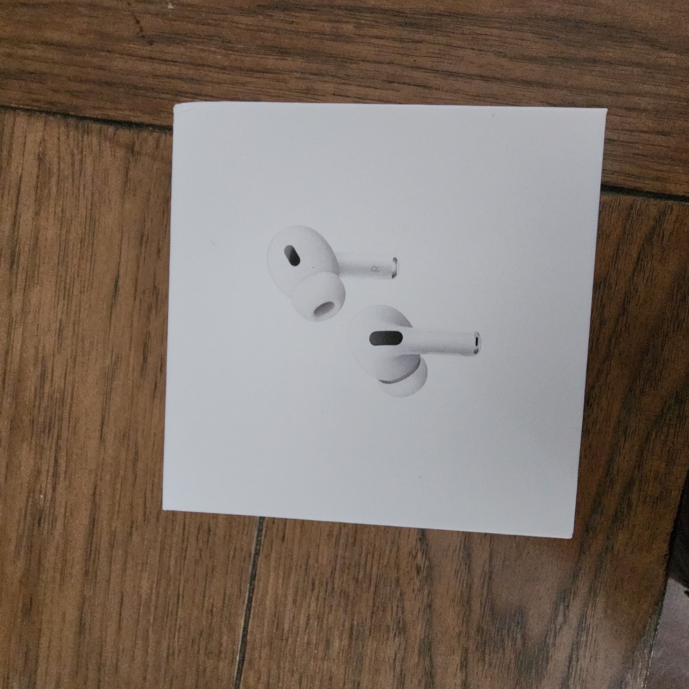 Apple White Wireless Earbuds